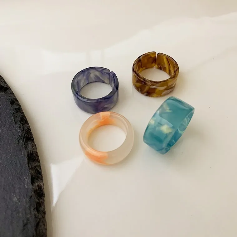 

JUHU 2021 New Ring Resin Acrylic Halo Dye Opening Ring Simple Index Finger Ring