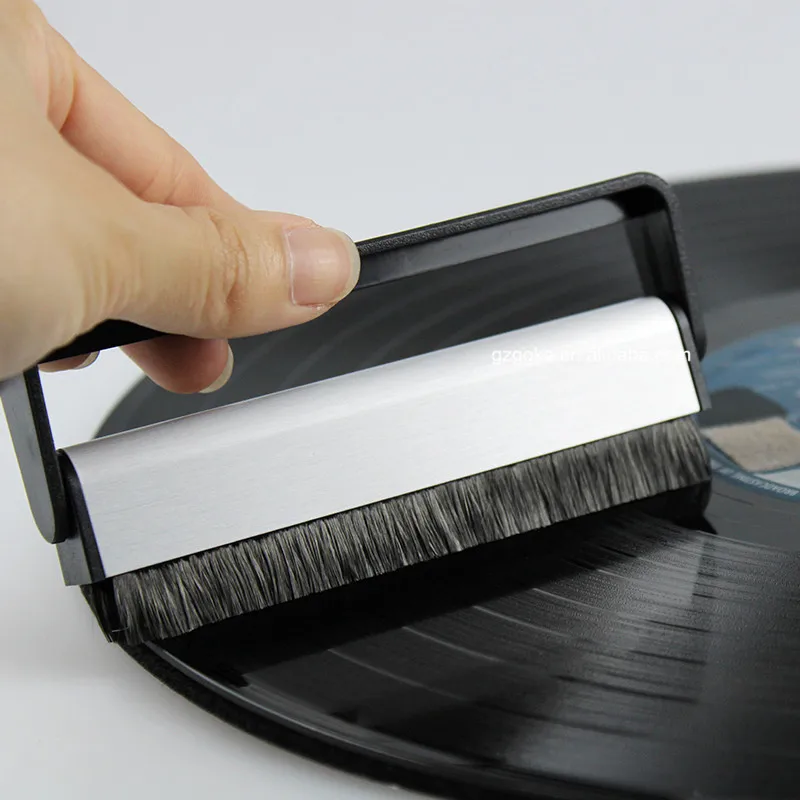 Hot Seller Super Dust Cleaning Brush Vinyl Records Cleaning System