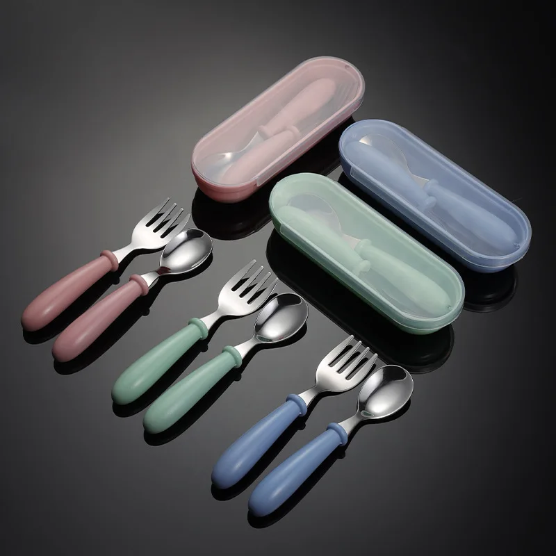 

Stainless Steel 304 kids cutlery set with box packing spoon and fork with plastic handle, Pink / blue / green