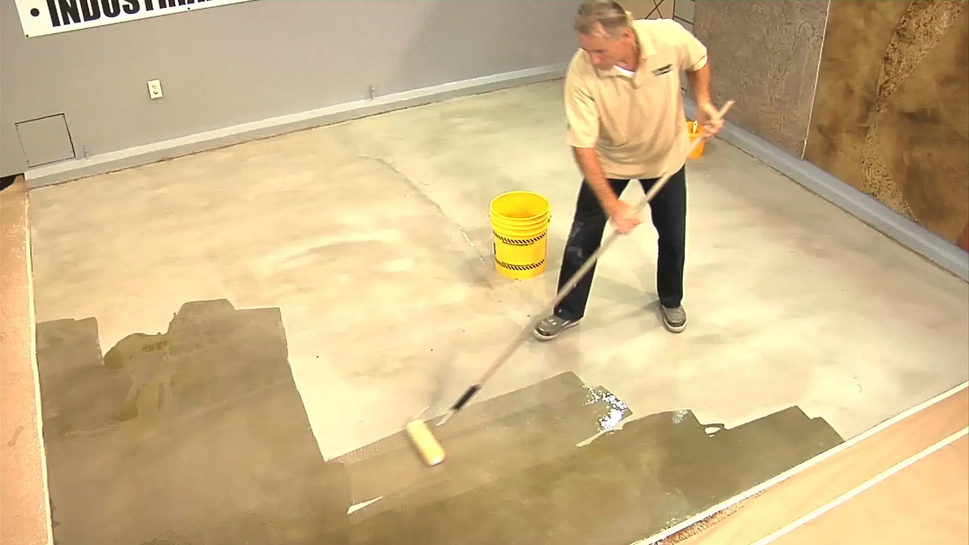 Liquid Clear Self Leveling Epoxy Resin Industrial Floor Epoxy Coating Buy Industrial Floor