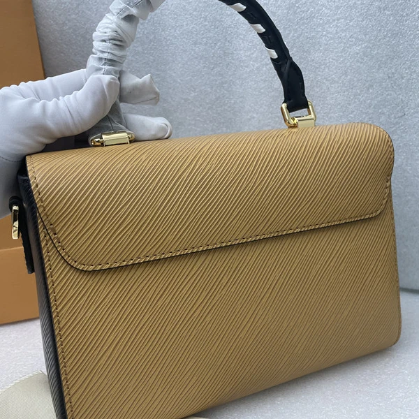 

2021 good quality real leather yellow well-design luxury handbags for women