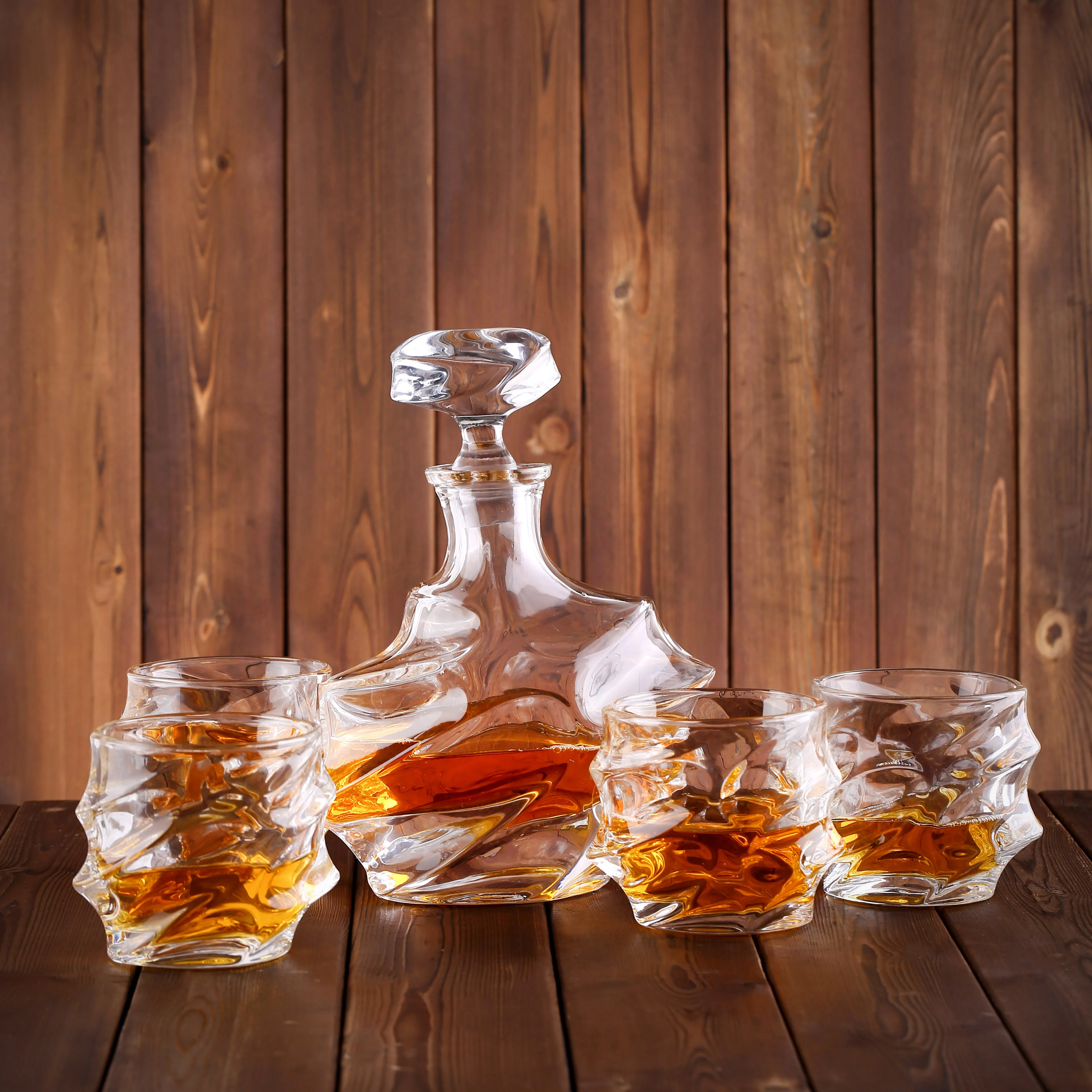 Wholesale 25oz Luxurious Lead-free Crystal Whiskey Decanter Set - Buy Whiskey Decanter Set 