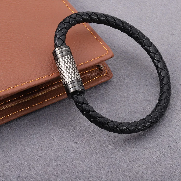 

Stars Forever Factory Supply Stainless Steel Magnetic Clasp Men Style Braided Cow Leather Bracelet