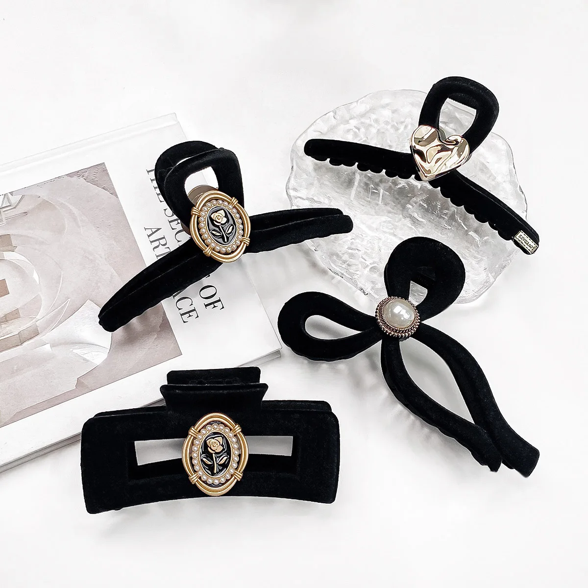 

Black Velvet Elegance Bow Hair Clips For Girls Unique Pearl Metal Pinzas Para Cabello Korean Retro Acrylic Girl Hair Accessories