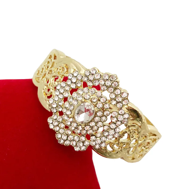 

Dubai Ladies Wedding Rhnistones Bangle For India Women Flower Cuff Jewelry Morocco Ethnic Bracelet 2020