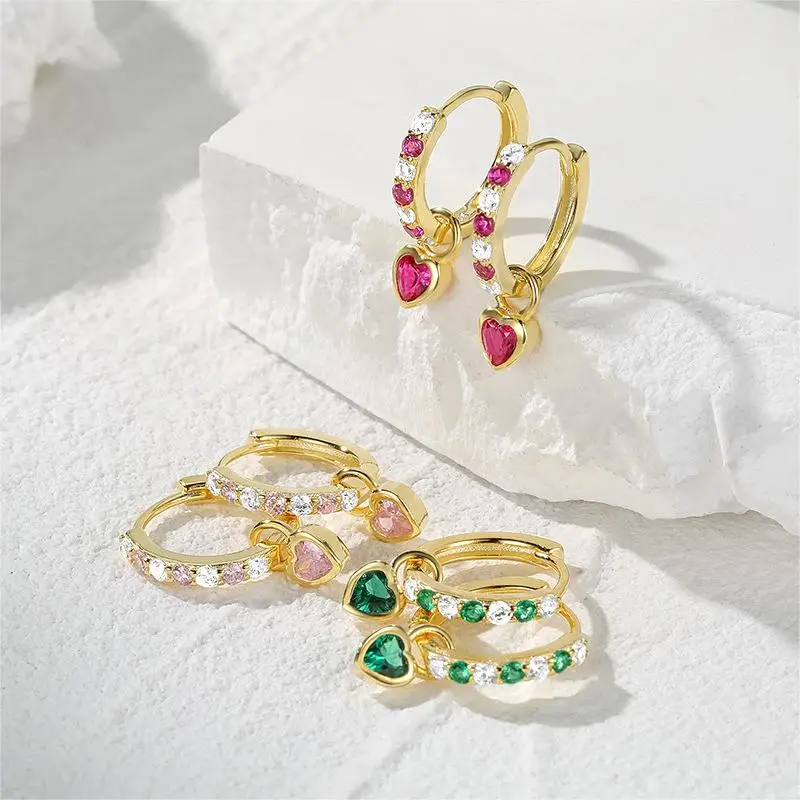 

Carline wholesale women green pink color love heart zircon huggie hoop earrings 18k gold plated 925 silver fine jewelry