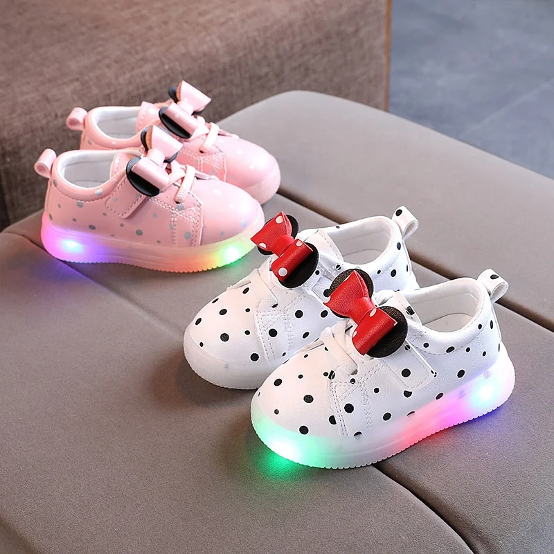 

New Children's light-up Shoes Girls Bow-knot LED Luminous Shoes Lightweight And Breathable Baby Girls Shoes, Yellow/black/orange /black