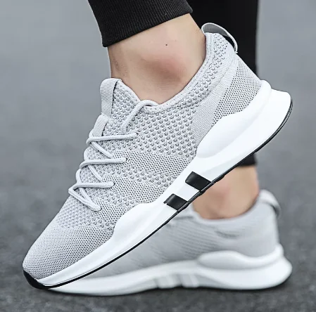 

Men Shoes Summer Brand Fashion Men Casual Shoes Lightweight Breathable Men Sneakers Lace Up Gray White Black