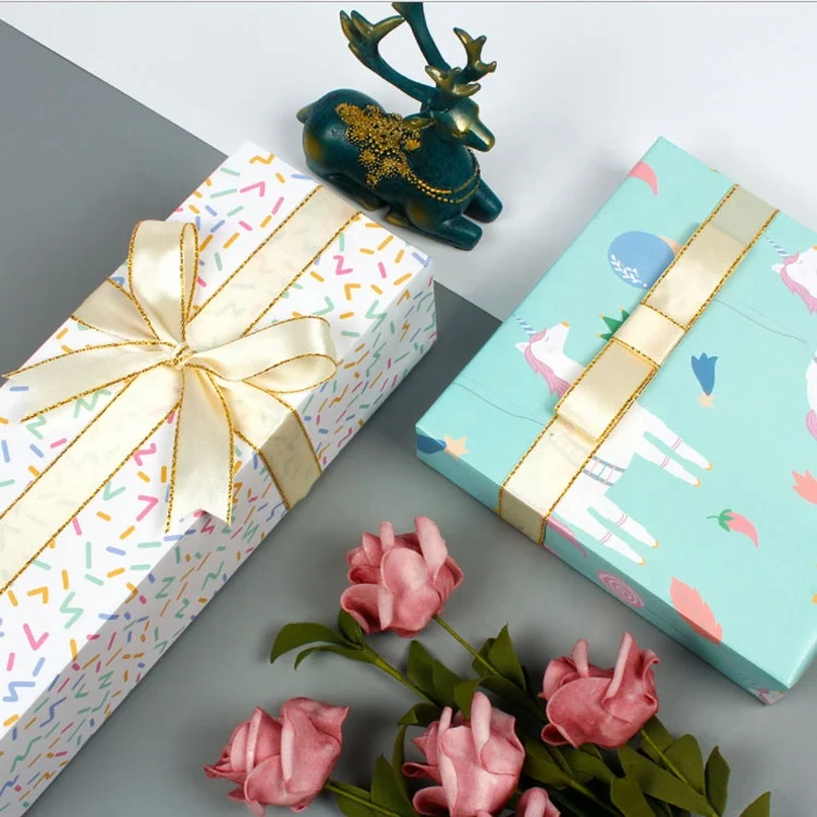 
Accept Custom New boutique different styles christmas gifts wrapping paper rolls 