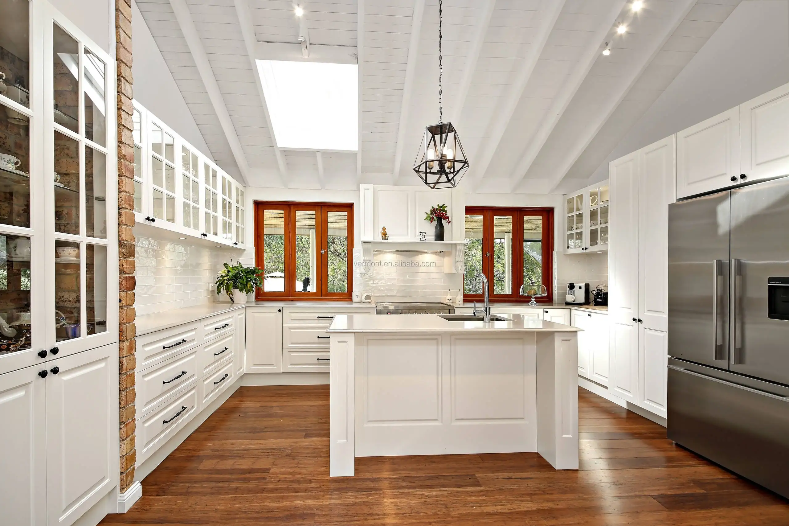 2020 Vermont Bespoke Modern White Shaker Door Home Interior Kitchen