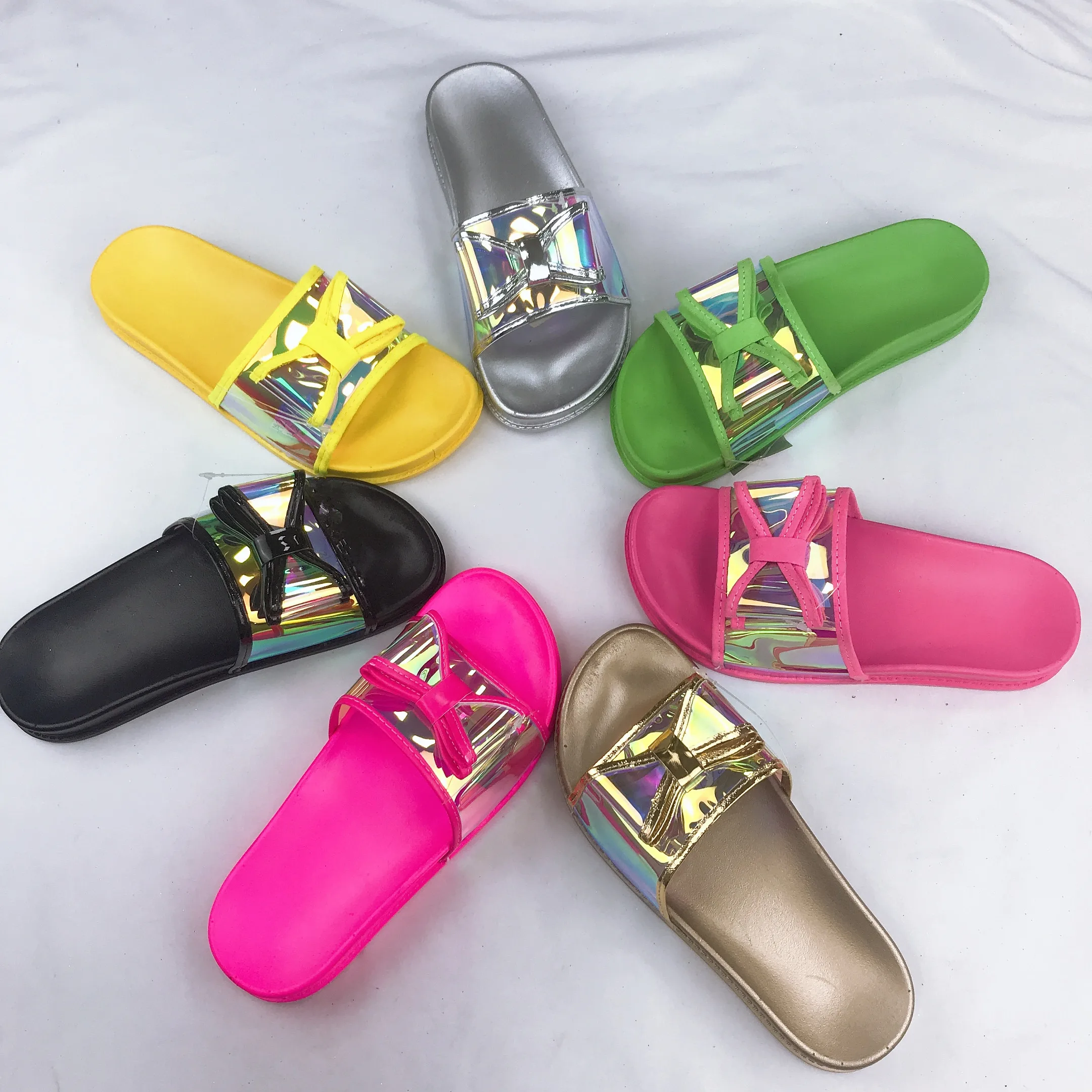 

Summer indoor and outdoor solid color platform ladies slippers beach flat slippers
