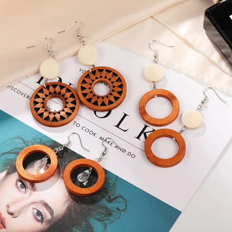 

Handmade vintage english letter O U shaped wood earrings 2019 creative girls dangle drop earrings for women party jewelry