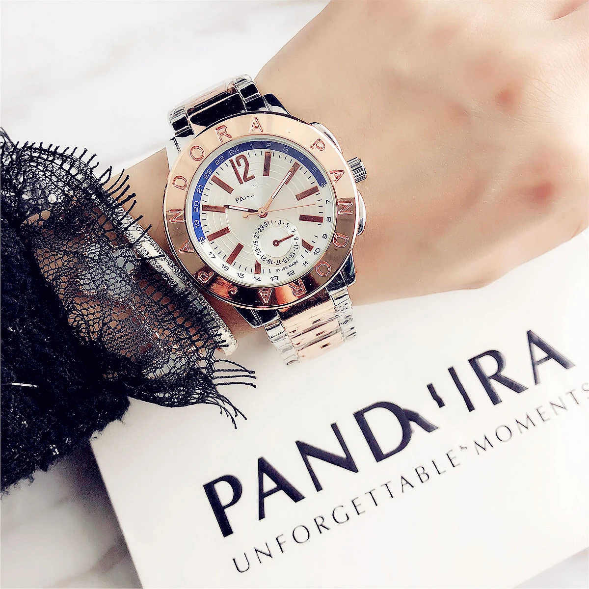 

Bee sister Women Watches 2020 Luxury Brand Diamond Quartz Ladies Rose Gold Watch Stainless Steel Clock Dress Watch Ladies, Picture shows
