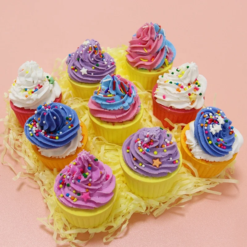 

Wholesale Custom Bath Fizzies Colorful Cake Bubble Bath Gift Set SPA organic Vegan Kids Cupcake Bath Bombs