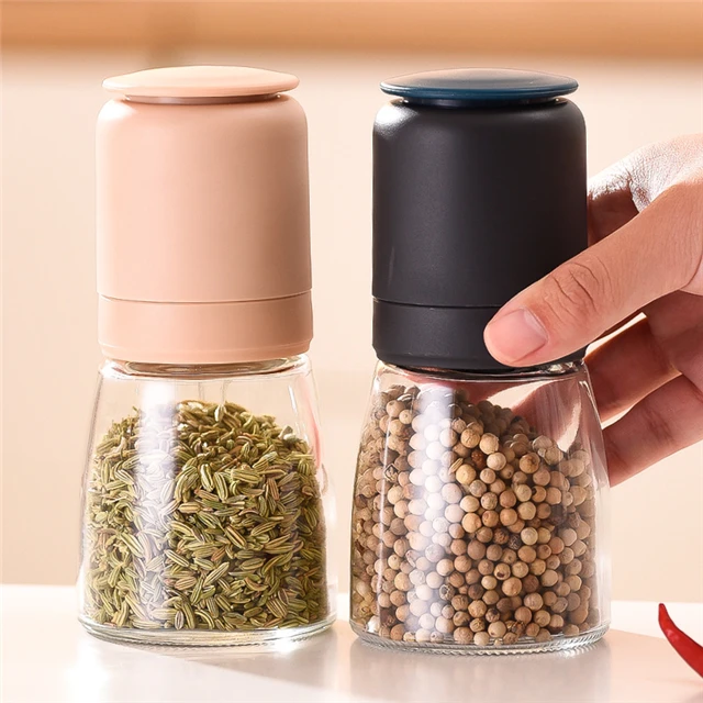 

Household Manual Freshly Ground Black Pepper Grinder Seasoning Jar Kitchen Accessories, As show