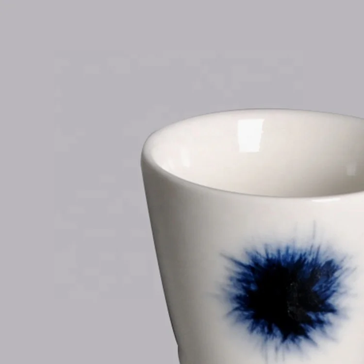Porcelain cup without handle