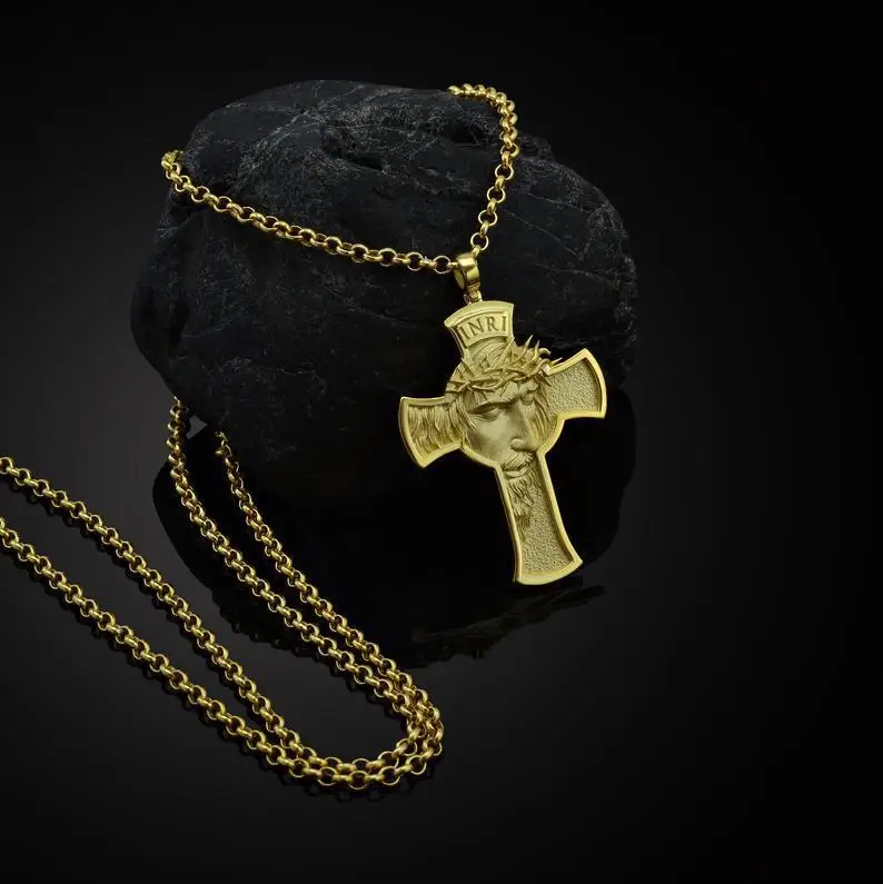 

Mens Vintage Christian Jewelry Barbed Wire Craved Necklace Jesus Cross Necklace