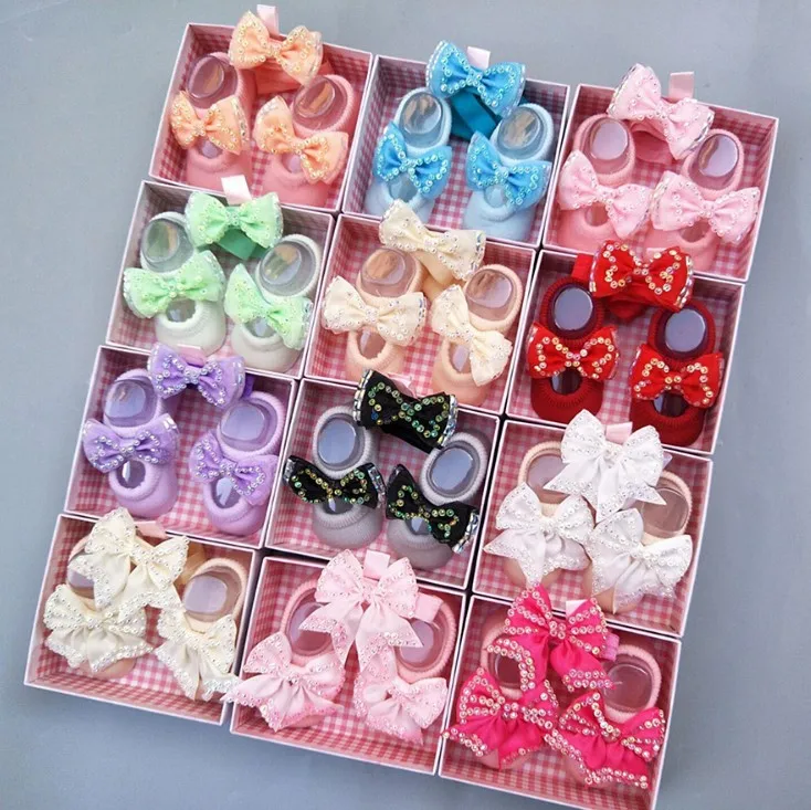 

Korean New Fancy Trendy Gifts Box Pack Beautiful Vivid Color Bowknot Lace Princess Headband Set Breathable Cotton Baby Socks, Picture shown