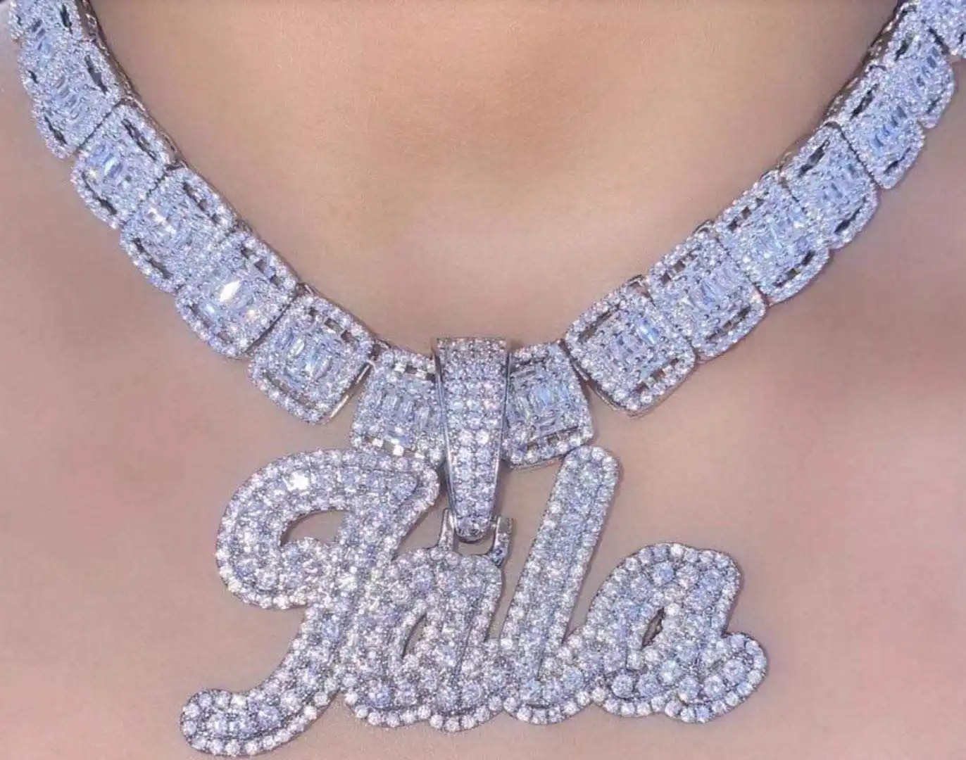 

2021 NEW CUSTOMIZE cz cluster chain iced out bling name plate pendant necklace, Customized