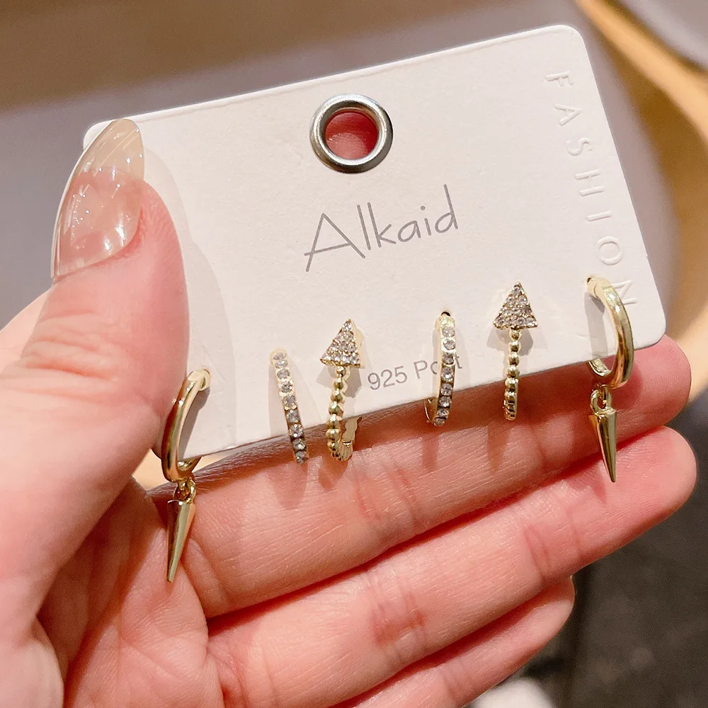 

Popular Jewelry Alloy Rhinestone Pendant Arrow Elegant Simple C Shape Men Drop Earring Set, Picture