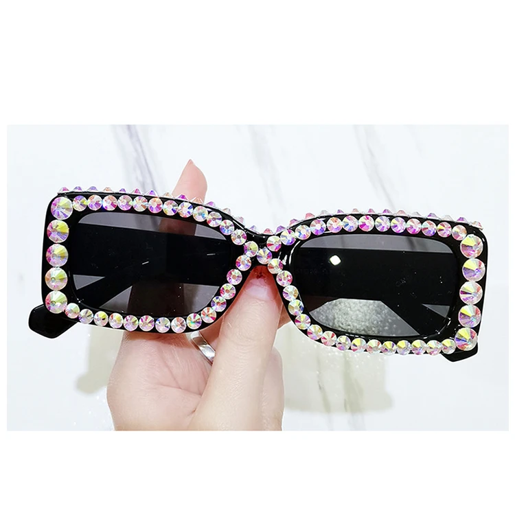 

Kenbo Eyewear 2021 Rhineston Sunglasses Luxury Small Square Sunglasses Rhinestone Diamonds Women Bling Sunglasses