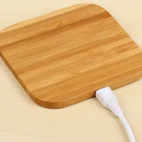 

CE FCC ROHS Square Shape Bamboo wooded wireless portable charger