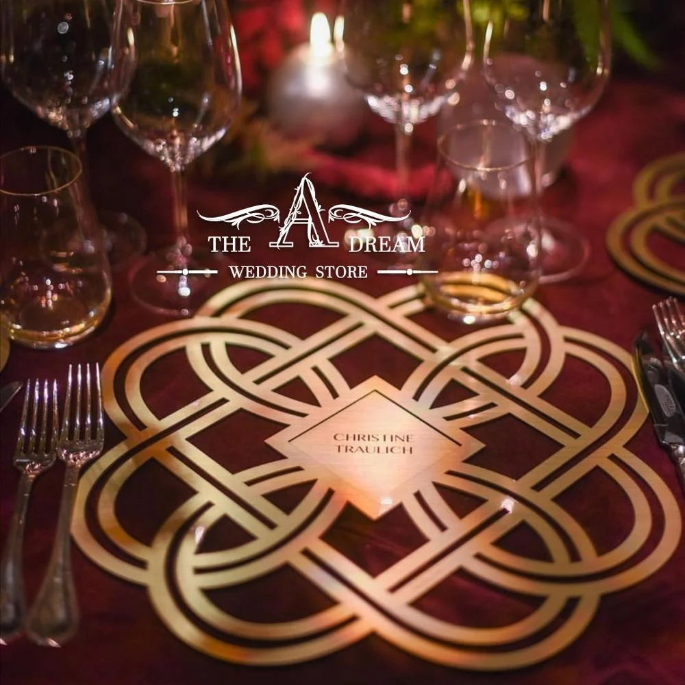 

Beautiful Mirror Placemats For Banquets Luxury Table Setting Chargers For Wedding From The A Dream Wedding Store, Gold/silver/rose gold