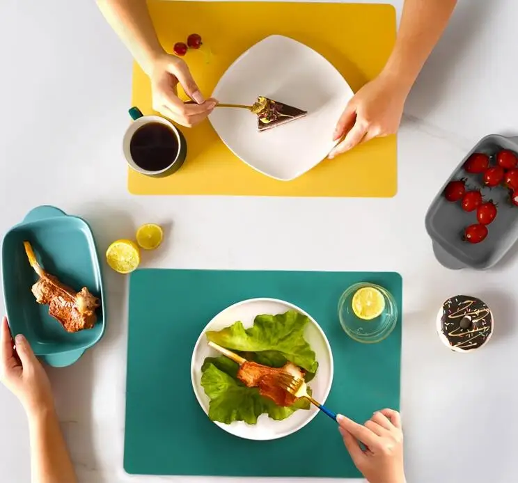 

Customized Reusable Non-slip Placemat Silicone Rubber Placemat Dining Table, Customized color