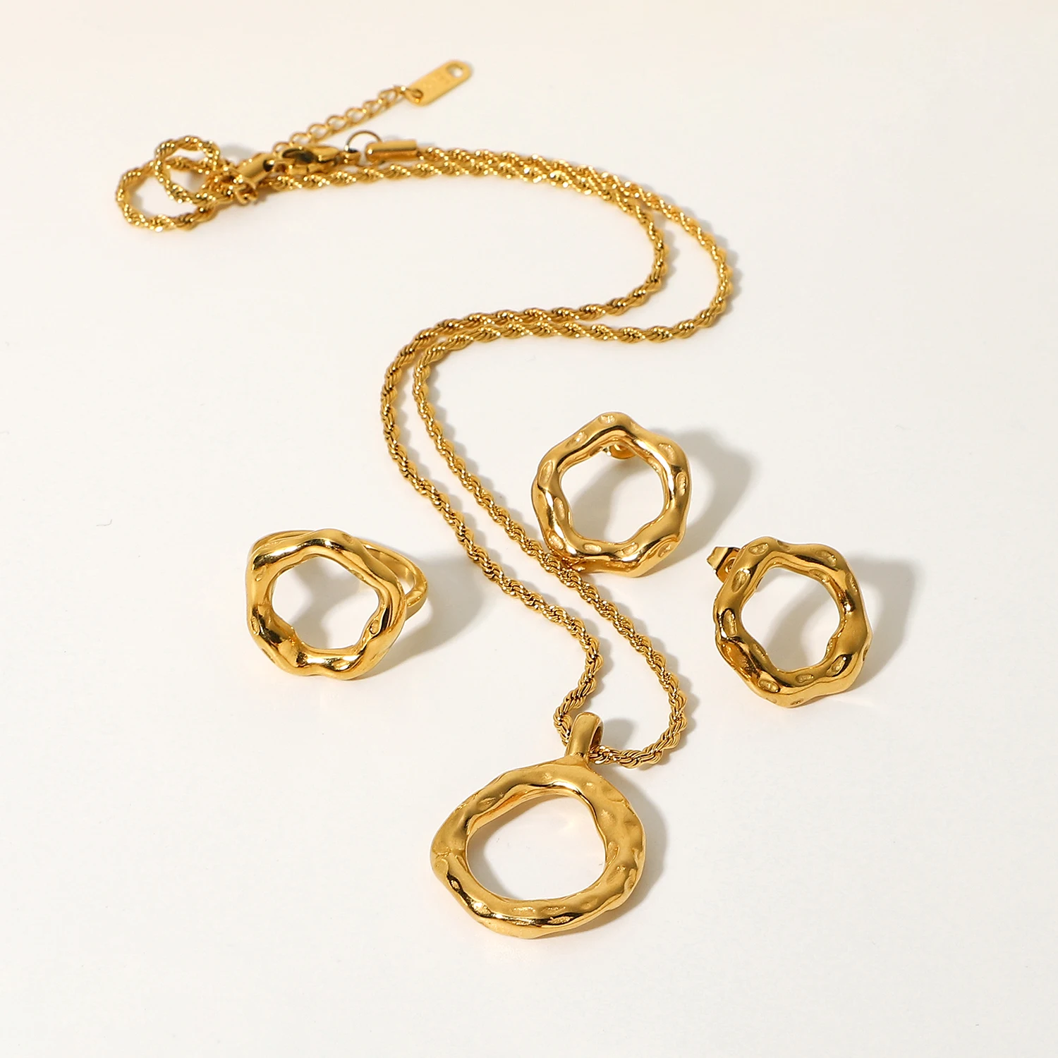 

2021 New Trendy Gold Plated Stainless Steel Irregular Circle Pendant Necklace For Women Stud Earrings Rings Jewelry Set