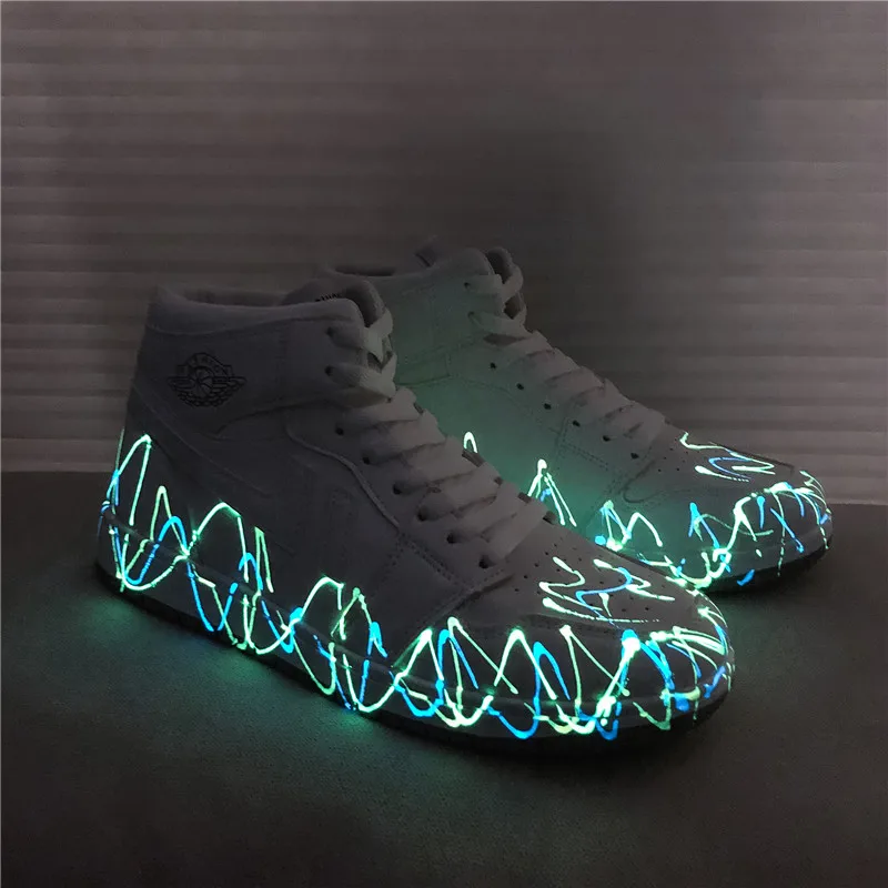 

Glow sneakers force 1 shoes men sneakers 2021, White