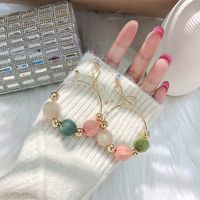 

Hot Selling European Statement Colorful Yarn Ball Beads Charm Earrings Small Ball Golden Circle Drop Earrings