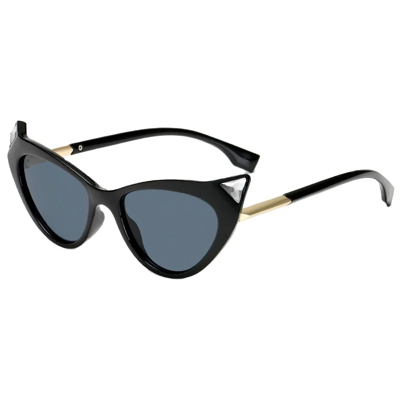 

Trendy Sun Glasses Women Designer Ladies Cat Eye Sunglasses 2021