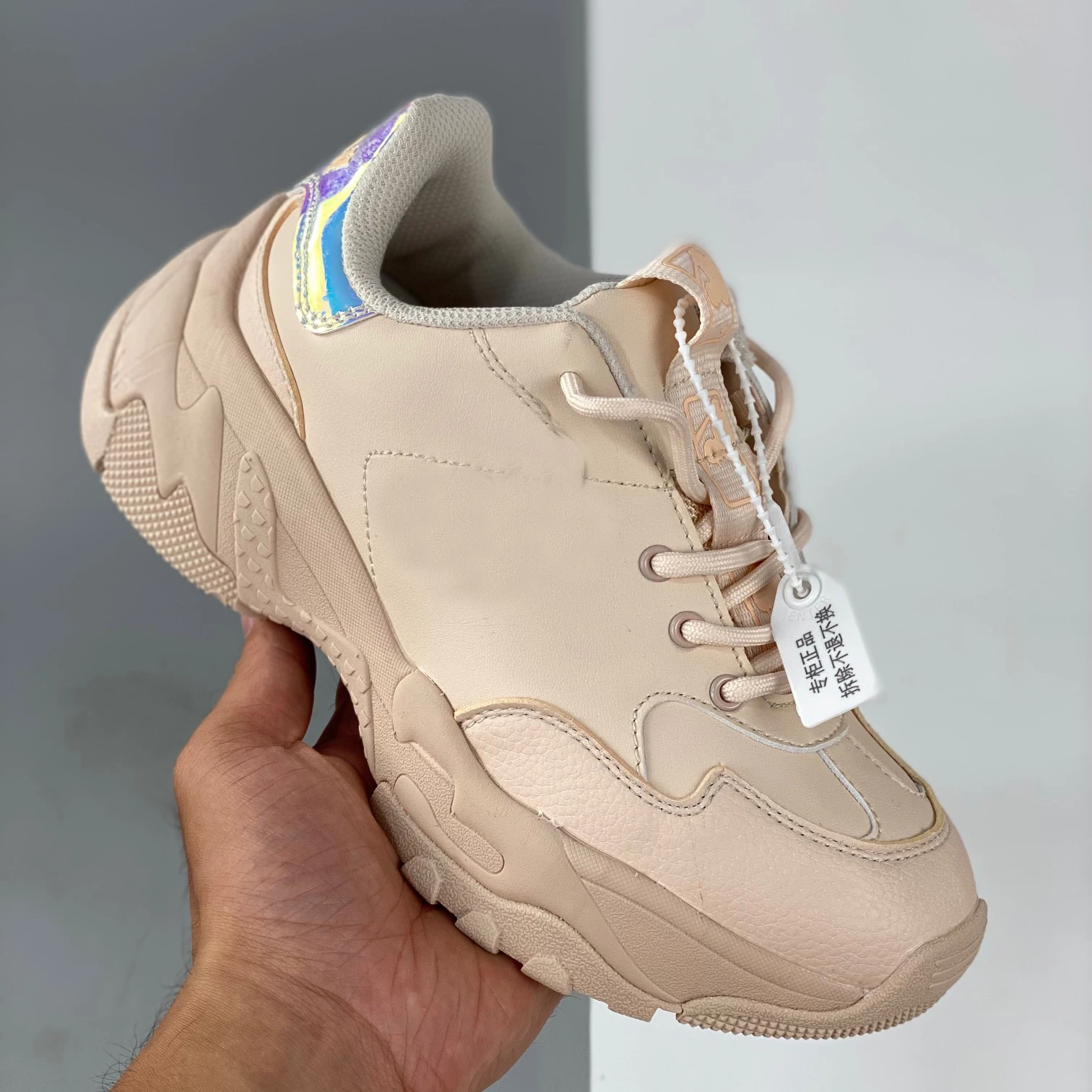 

Top1: 1Leather upper fashion classic men's and women's running shoes sports board shoes, White