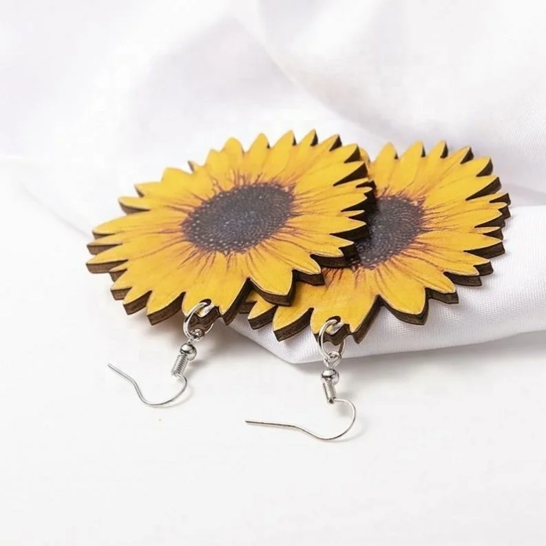 

3D Stereo Wooden Earrings Exaggerated Sunflower Flower Earrings Personality Creative Women's Earrings by voogue, Picture