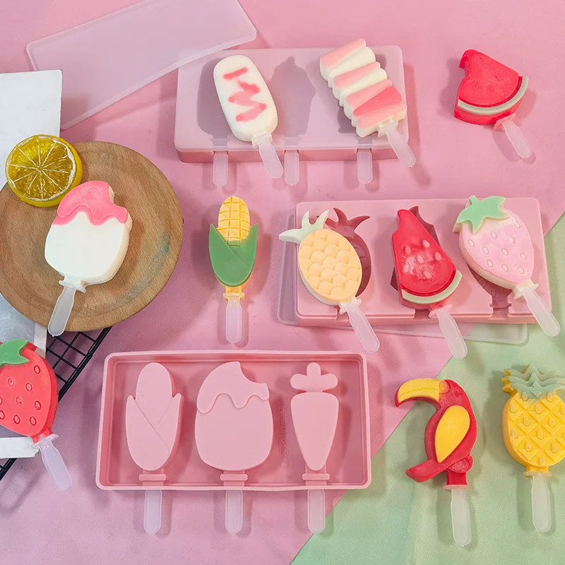 

DIY popsicle mold Fruit ice cream mould Strawberry-shaped creative pink popsicle mold