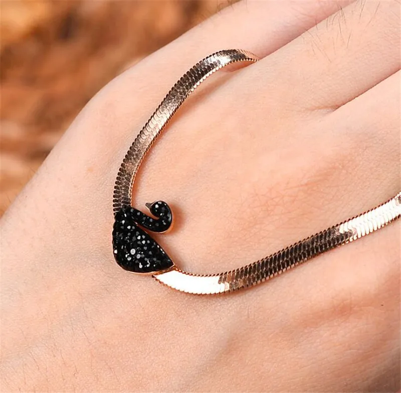 

Wholesale Multi Style Titanium Steel Necklace Rose Gold Necklace Fashion Clavicle Chain Necklace for Women