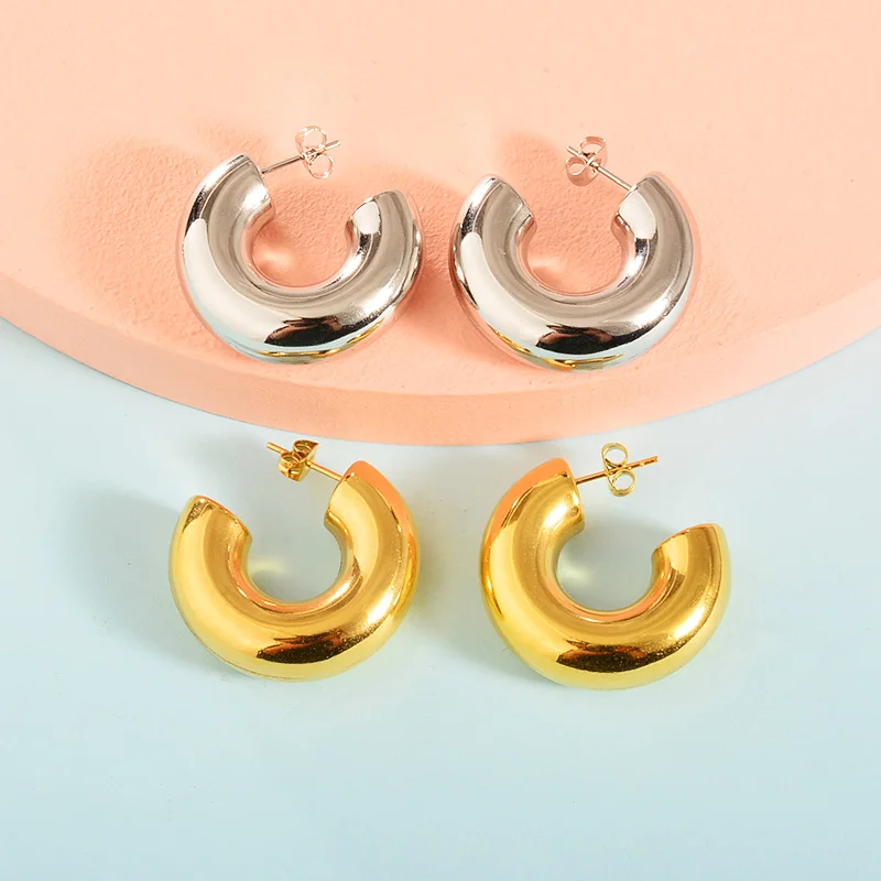 

Earrings 2021