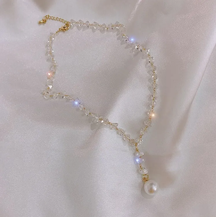 

Simple temperament minority design sense crystal pearl necklace female choker INS cold wind party tide collarbone chain, As picture