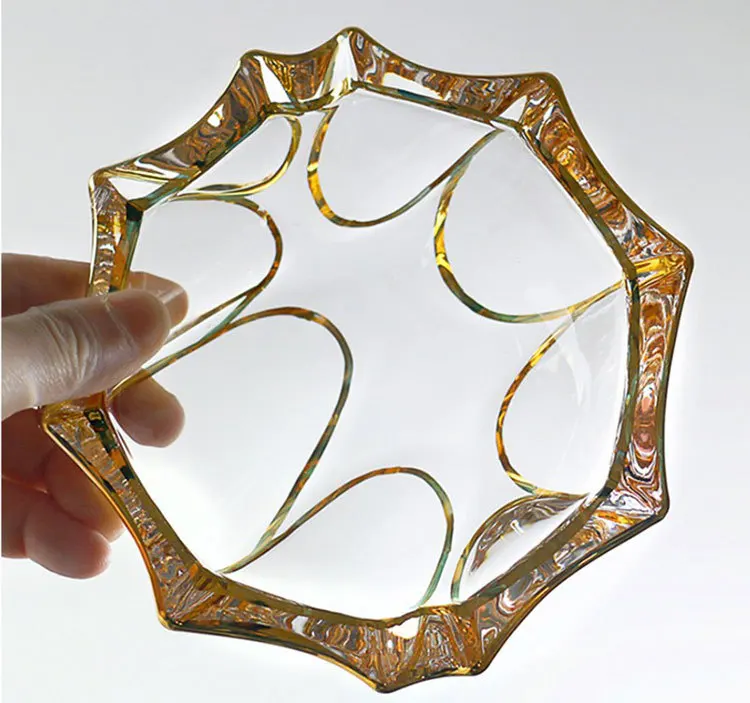 

Luxury Design Phnom Penh Crystal Glass Ashtray Home Office Ashtray Candle Holder, Picture