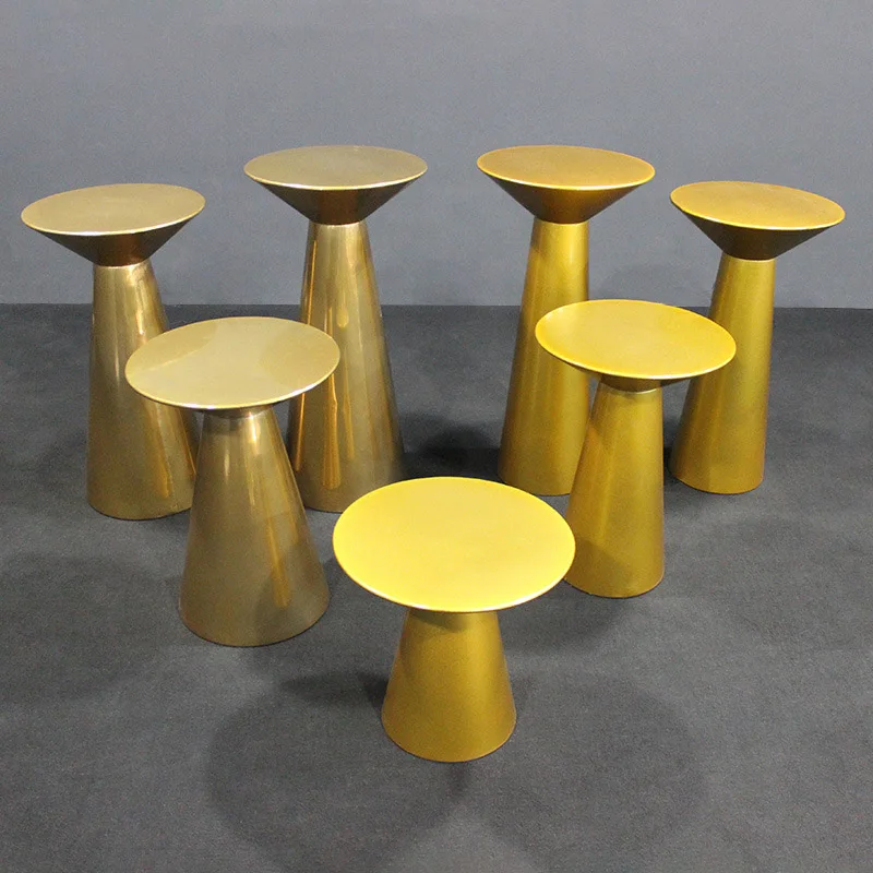 Factory Price Customized Luxury Metal Gold Candle Holder For Wedding Decoration