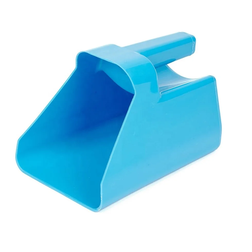 

3 Quart plastic feed spoon Shovel, Red,green,blue,orange,yellow,purple and all colours