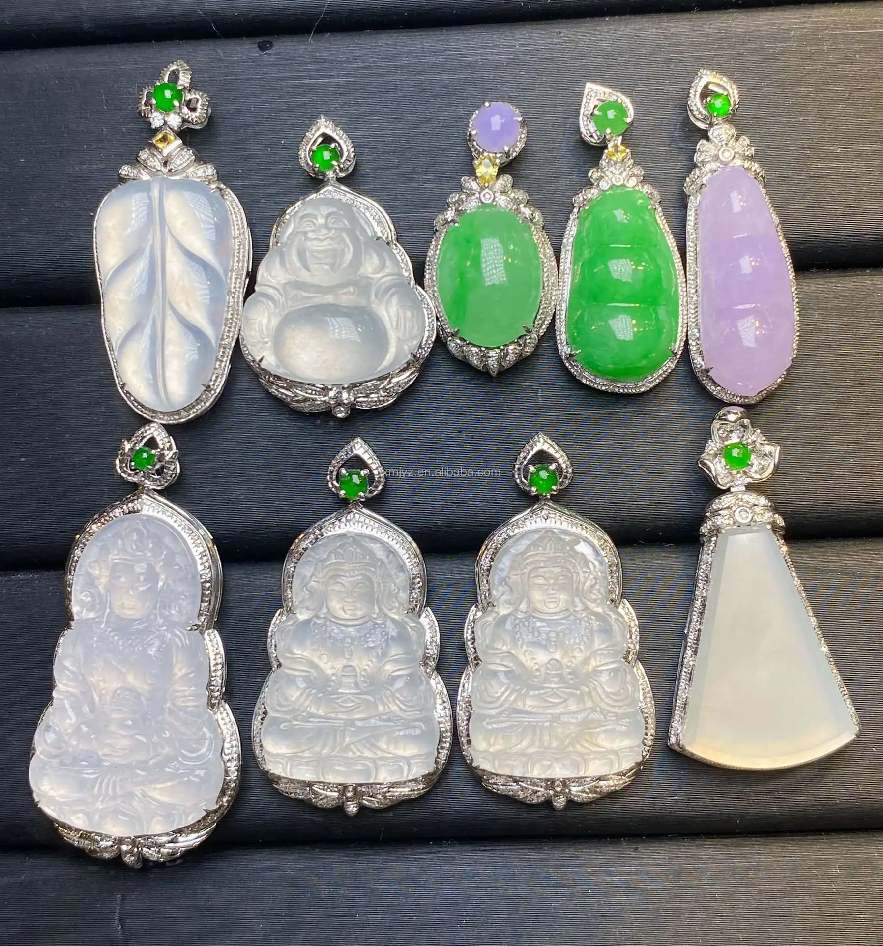 

18K Gold Diamond Pendant A Grade Jadeite Laughing Buddha White Gold Jade Guanyin Pendant Necklace