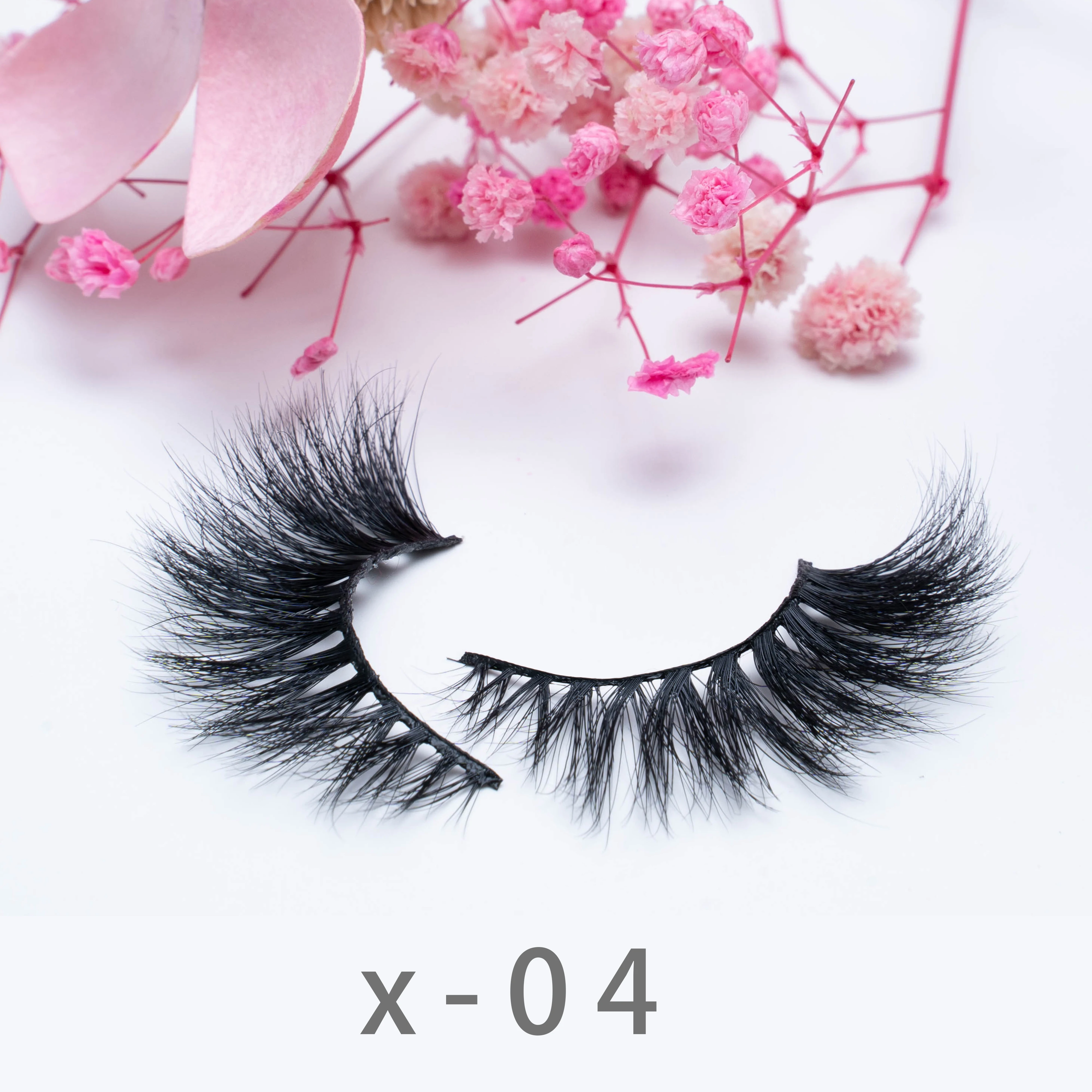 

natural long thick 3d mink wispy eyelashes and custom logo eyelash packaging box, Black color