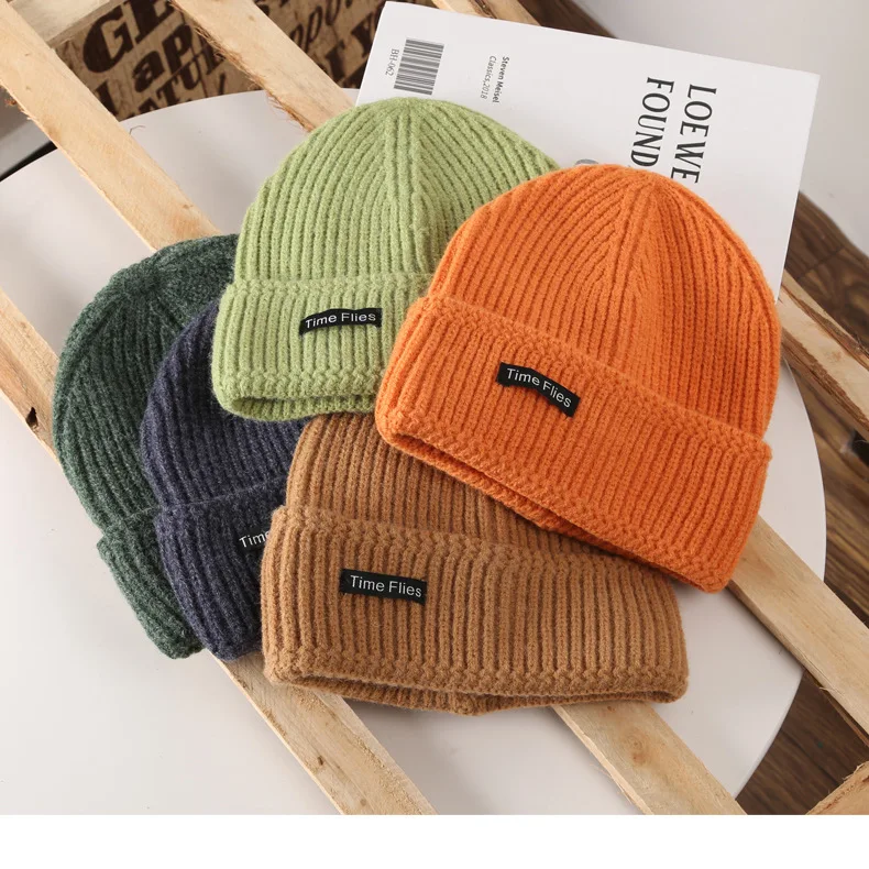 

Free shipping wholesale Solid color Autumn winter fashion warm outdoor cap street leisure unisex knitted beanie hat