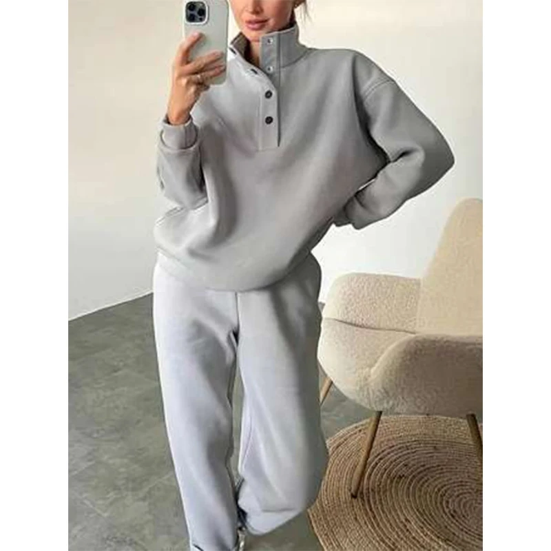 

Trending women's clothing 2023 custom two piece pants sets women terry fleece 2 piece long sleeve hoodie and sweatpants set
