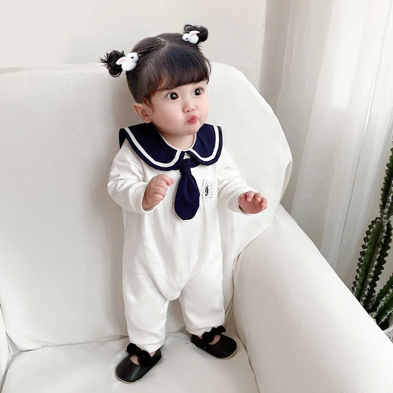 

Newborn bow tie romper crawling clothes Cute in spring Fart clothes