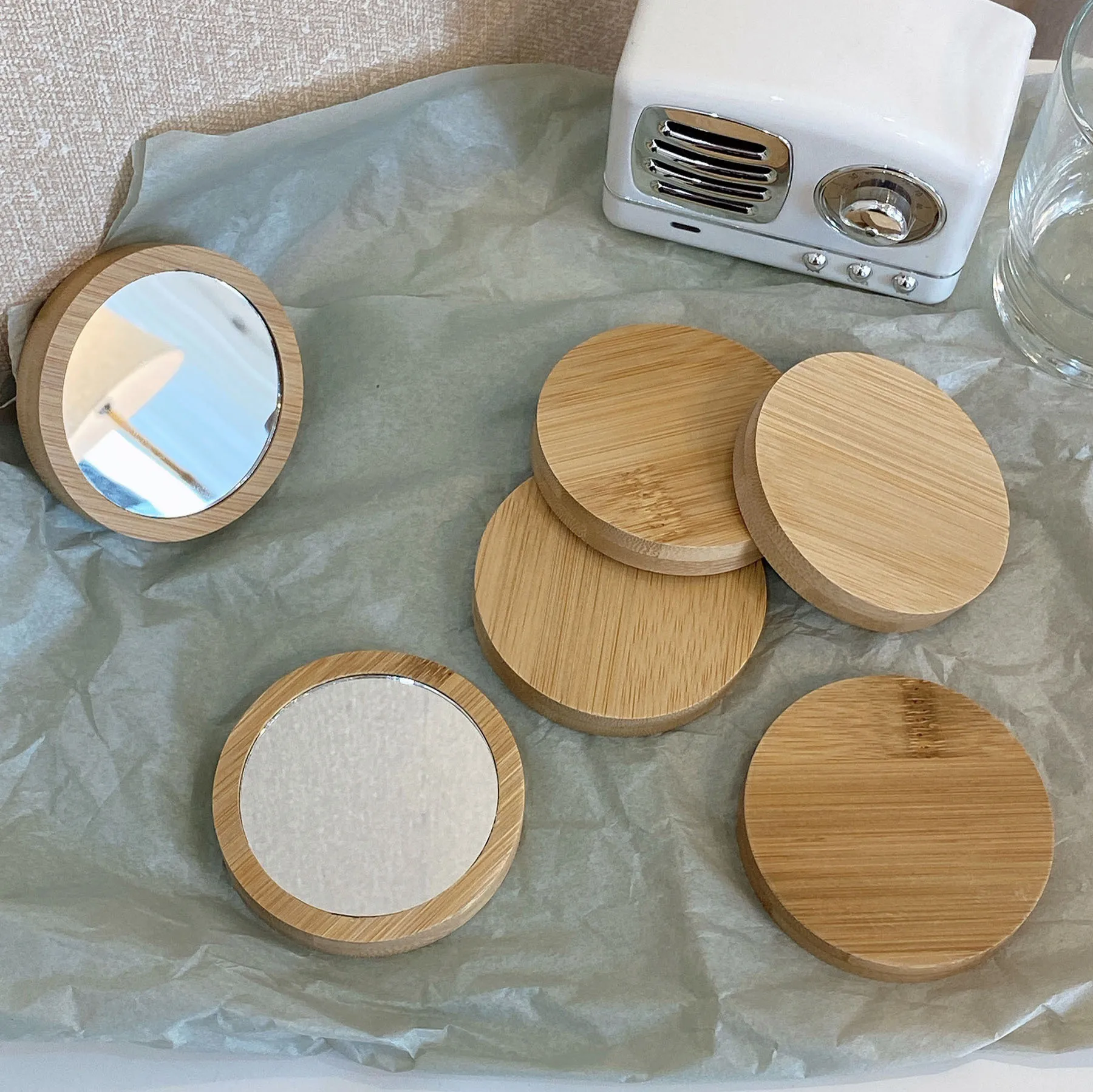 

Custom Wooden Makeup Cosmetic Vanity Round Pocket Make Up Handheld Mini Mirrors Small Mirror For Girls, As pics/customized