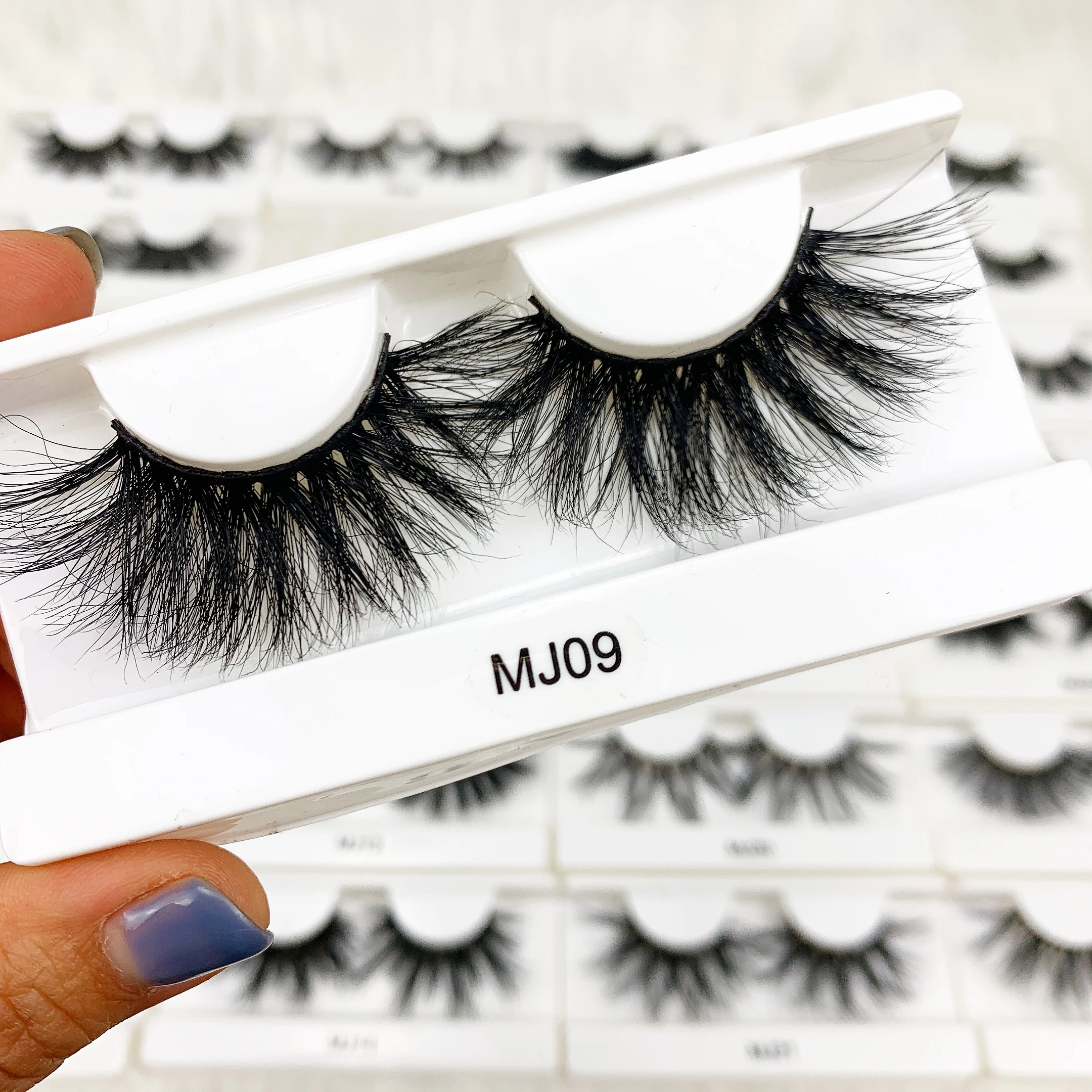 

Handmade luxury eyelashes 3d full strip natural long 25mm mink eyelash
