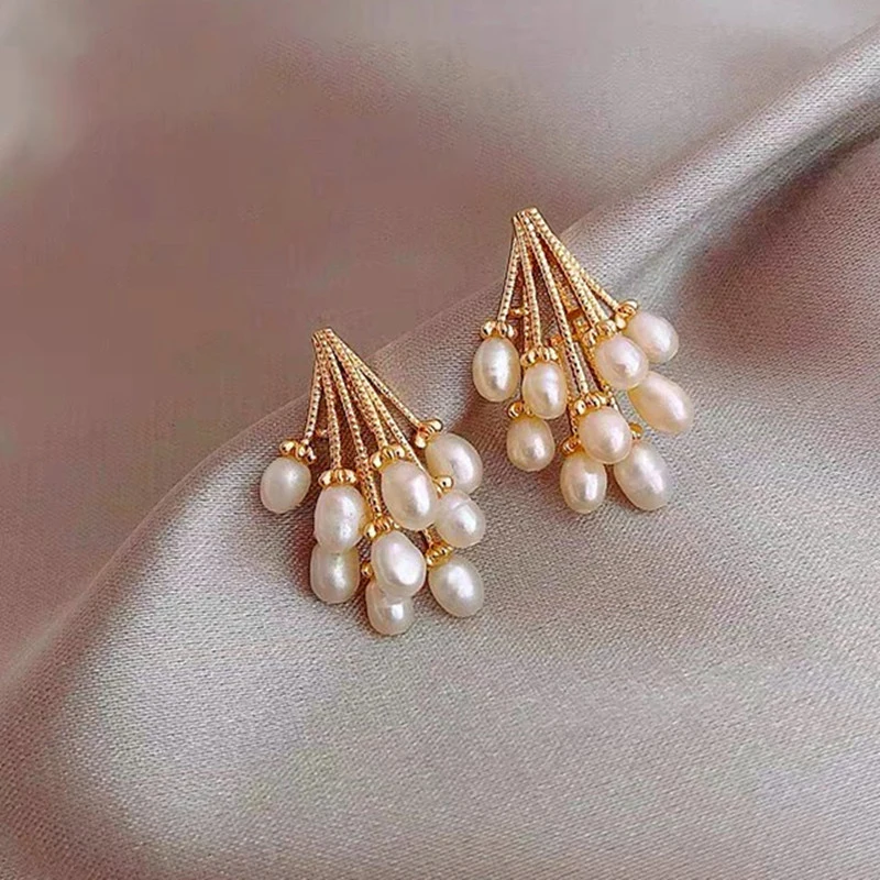

Fashion Korean Style Women 925 Sterling Silver Pin Tassel Baroque Dangle Pearl Stud Earrings, Gold, silver, champagne gold
