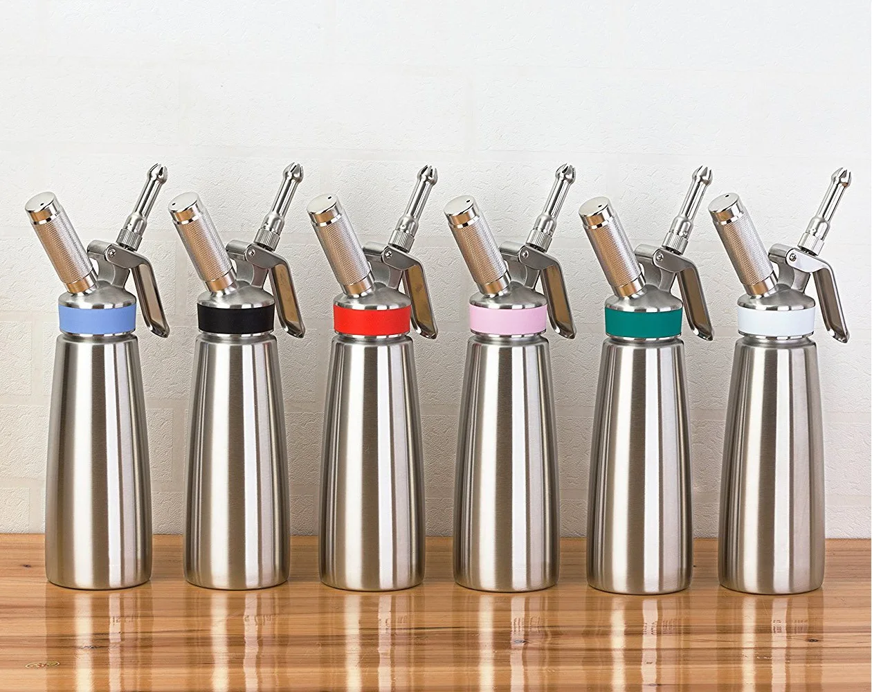 0.5l Manual Professional Aluminum Whipped Cream Dispenser Use 8g N20 Cream Whipper Cartridges